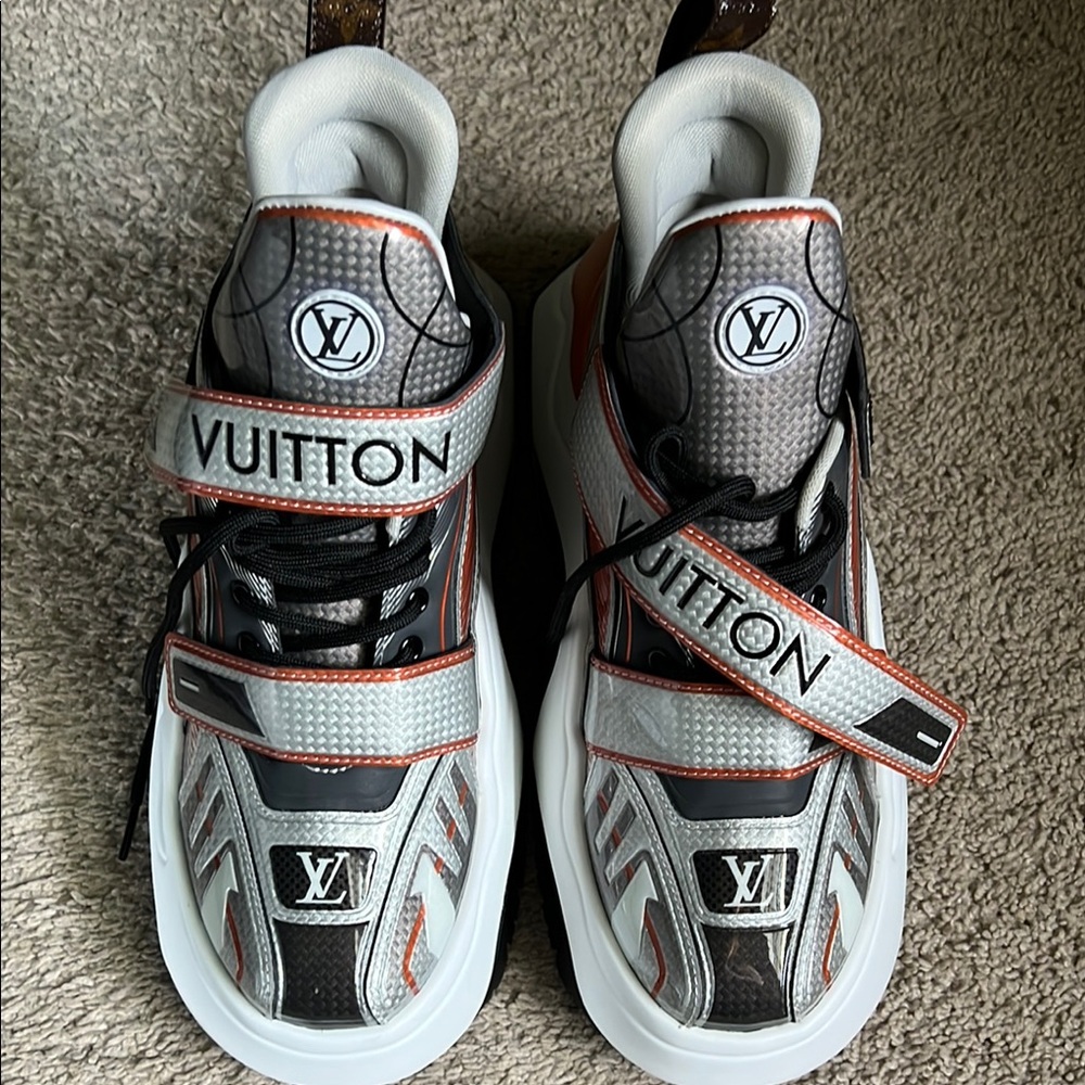 LV Archlight 2.0 Platform Sneakers 39